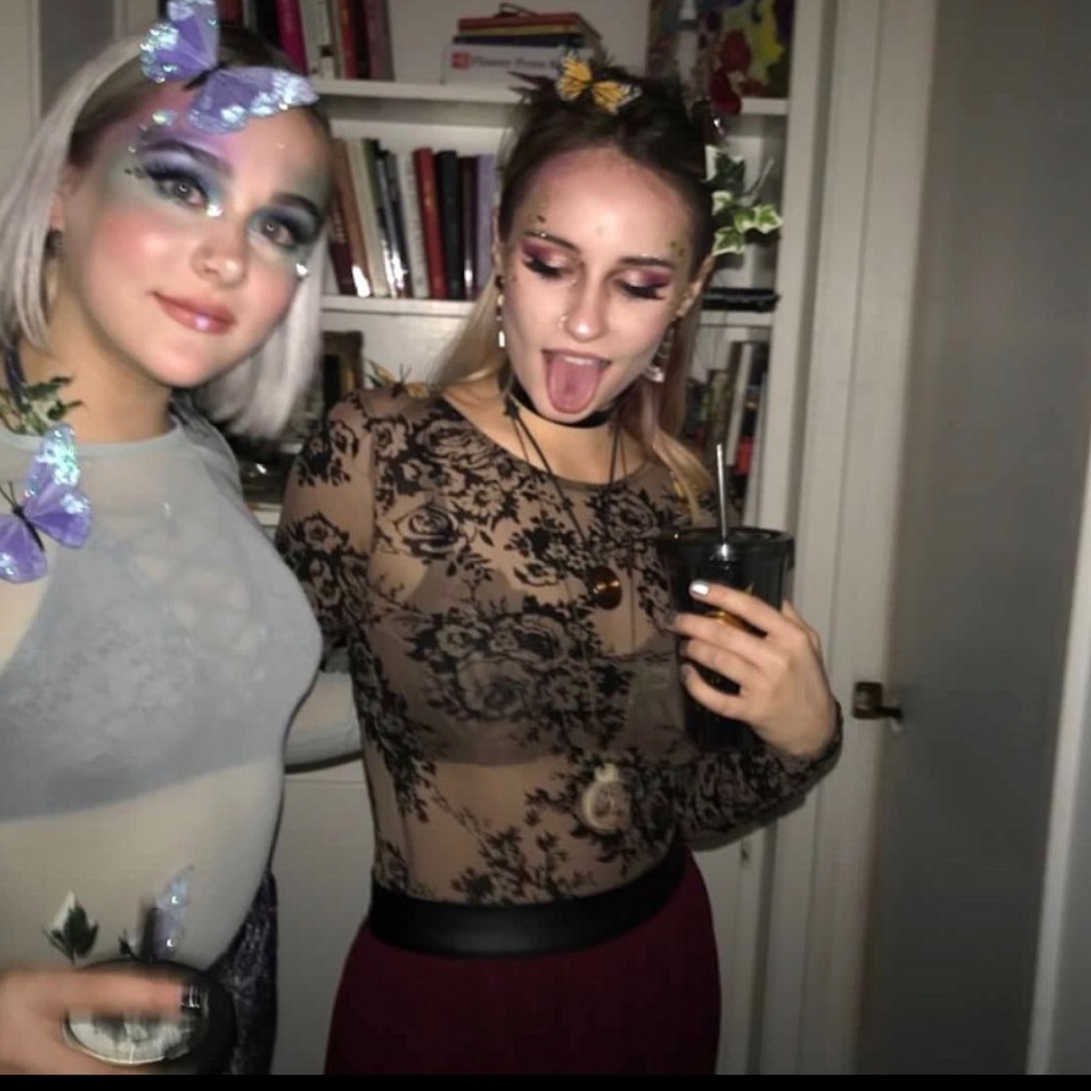 Floral lace Bodysuit 🤍🌻